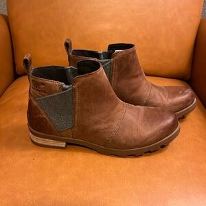 Sorel Women's Chelsea Boots - caramel brown leather